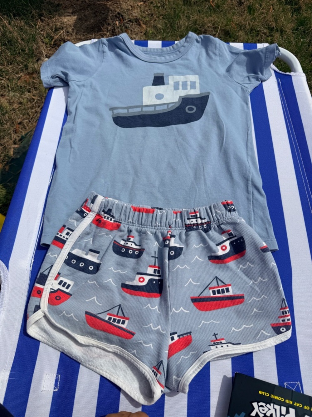 (SET)Tugboats! SET 100% Organic Made in Brooklyn Matching Set (Size 8) - Picture 3 of 9